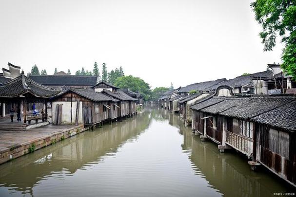 乌镇在哪里哪个省份哪个市-乌镇在哪里哪个省份哪个市哪个区