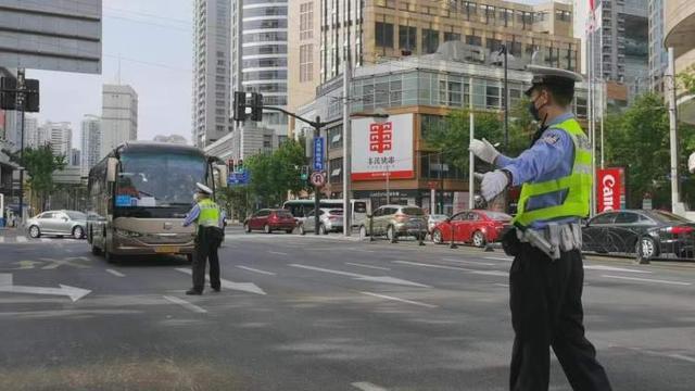 上海交警_上海交警几点下班