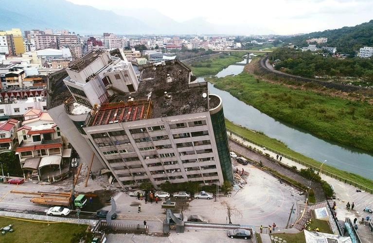 台湾花莲地震_台湾花莲地震伤亡人数